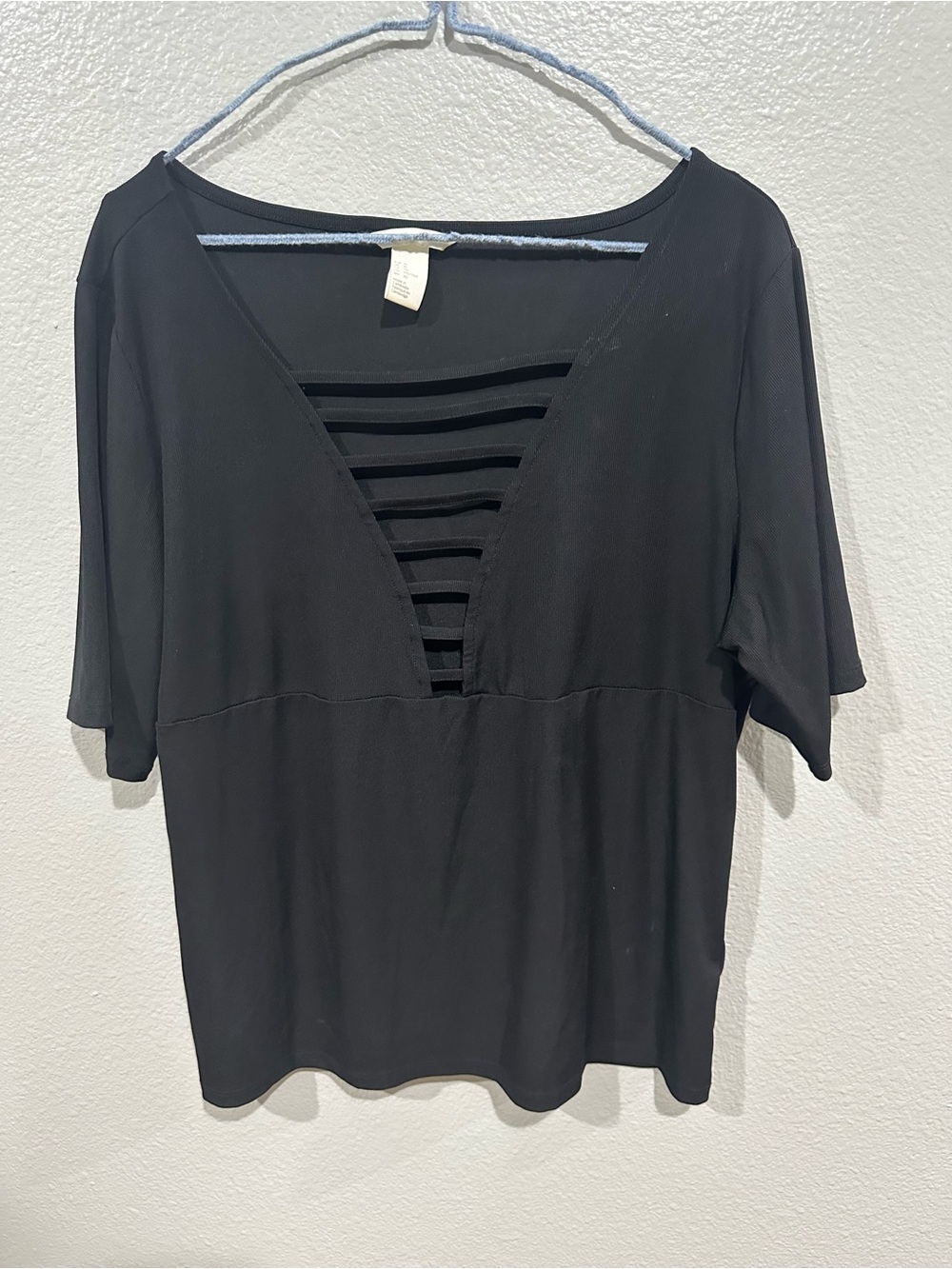 Women's Black V-Neck Ladder Front Top